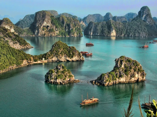 Vietnam's ten wonders, stacked by altitude — a climb from the sea to the roof of Indochina