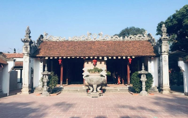Ba Danh Pagoda: Famously 'Deserted', Quietly Unforgettable