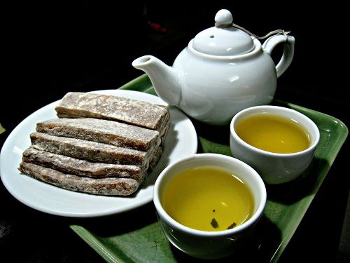 Che Lam: The Chewy Sweet Rice Treat of the North