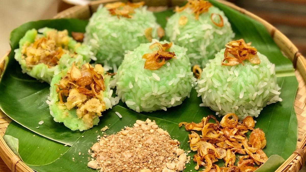 Lang Diem Banh Khuc: The Fragrant Herb Cake of the Quan Ho Village