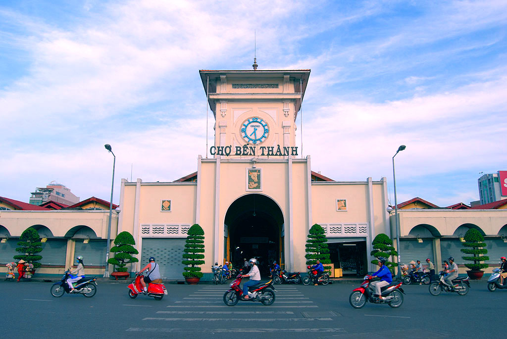 Ben Thanh Market: Saigon Behind One Clock Tower