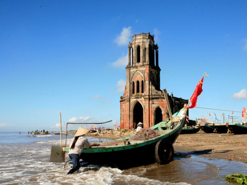 Quat Lam Beach: The Delta's Unpretentious Seaside