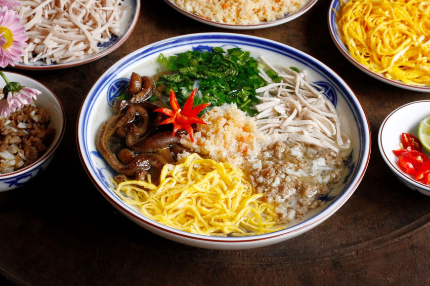 Eel Bun Thang: The Refined Noodle Soup of Hung Yen