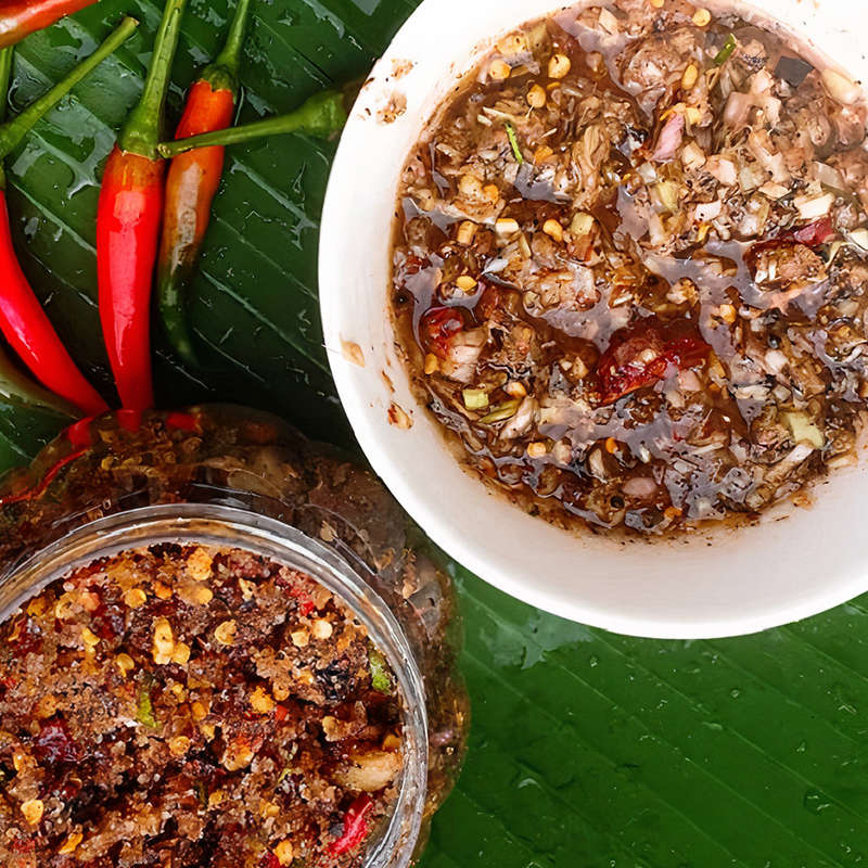 Cham Cheo as a Gift: The Essential Highland Dip to Take Home