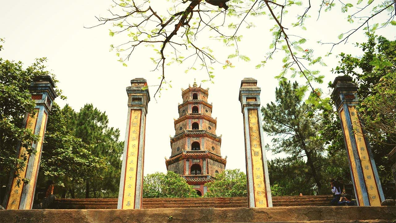 Thien Mu Pagoda — the seven-storey sentinel of the Perfume River