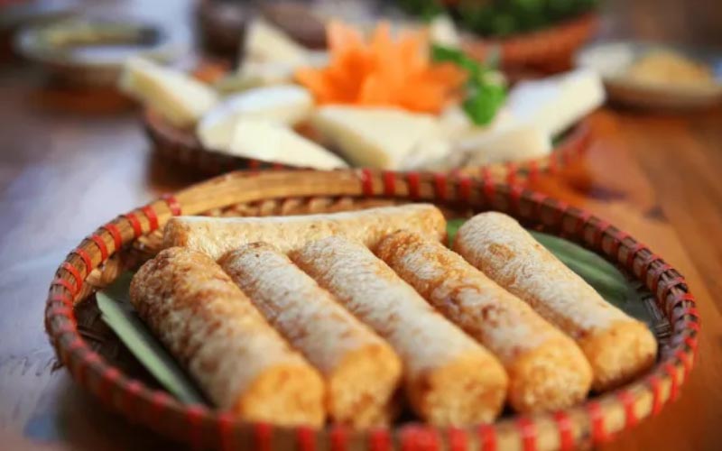 Com Lam: Fragrant Bamboo-Tube Rice of the Northern Hills
