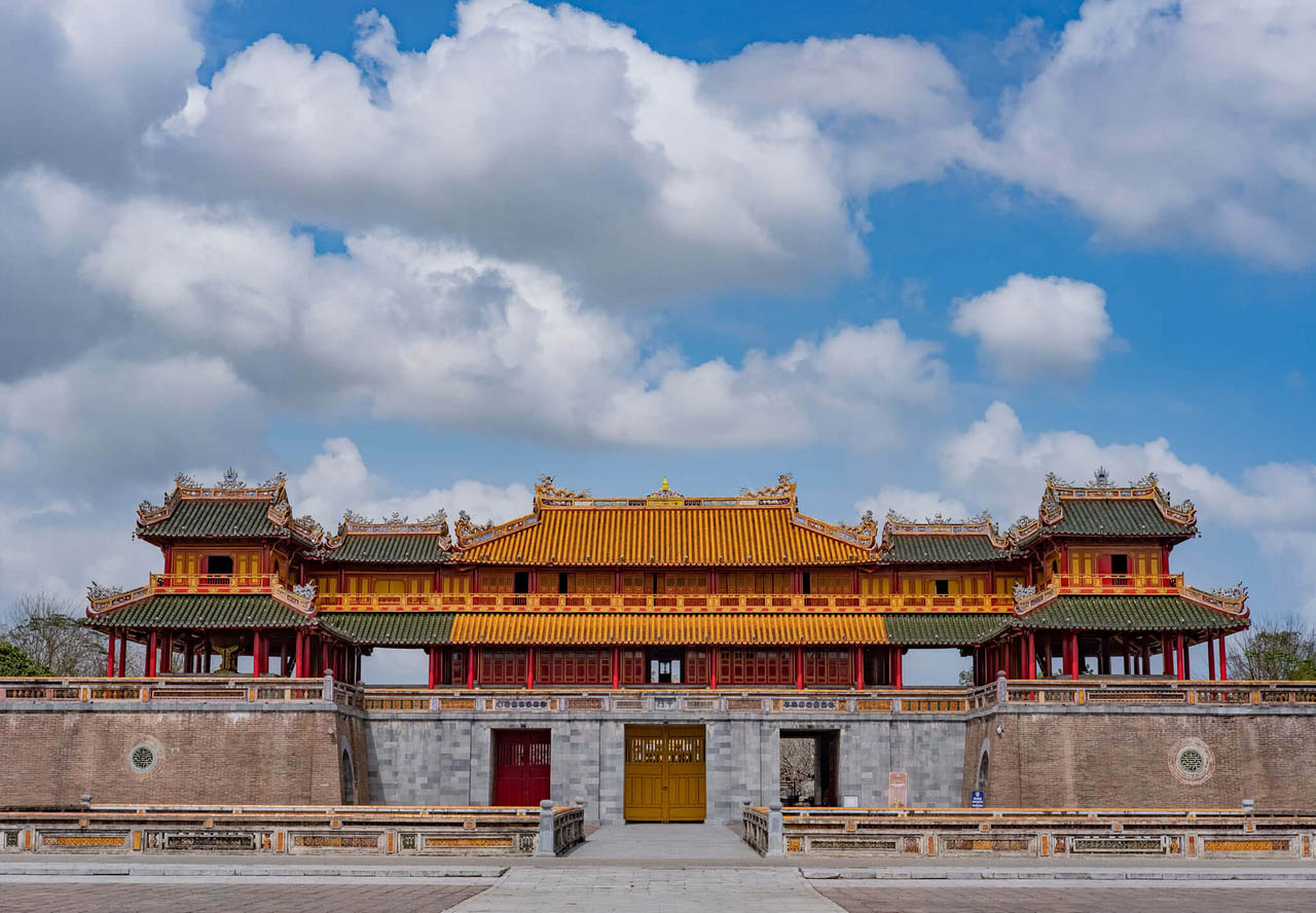Inside the Imperial City today — a walking day through Vietnam's royal heart