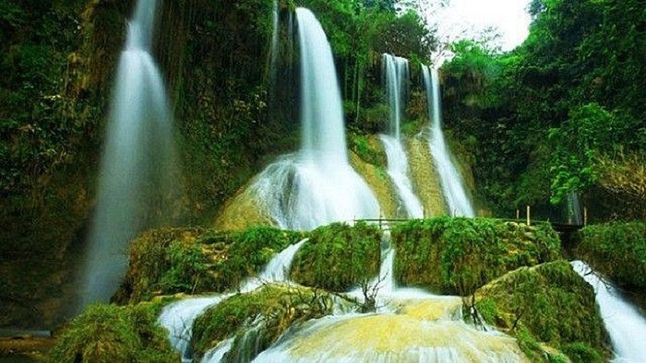 Dai Yem Waterfall: Moc Chau's Legend Written in Water
