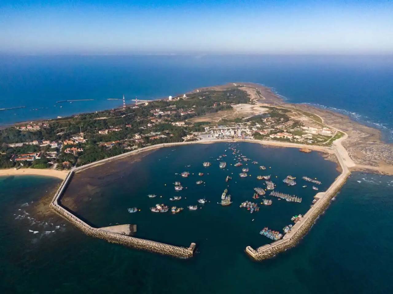 Bach Long Salt Fields: A Mosaic of Sea, Sun and Labour