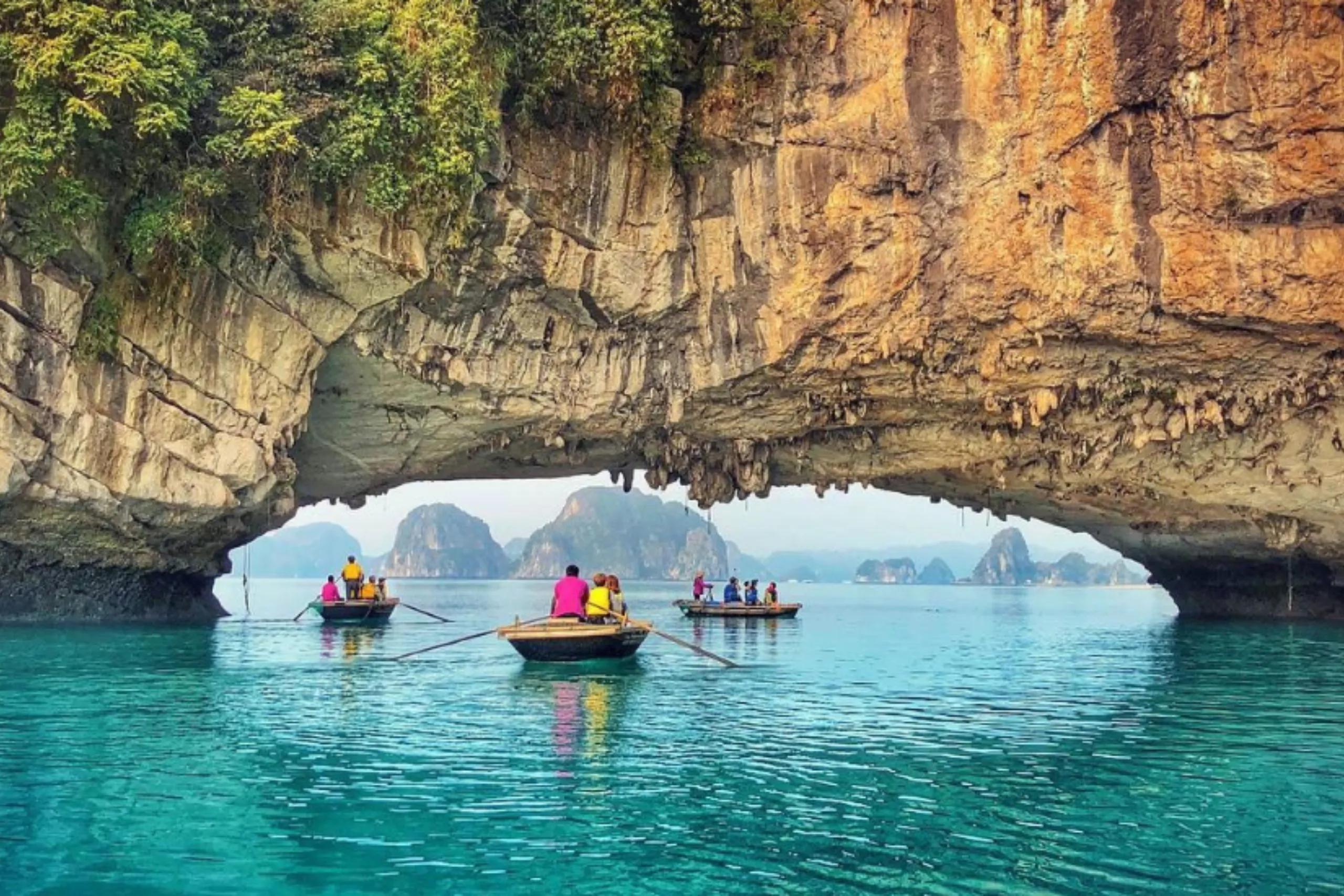 Dark & Bright Cave: Paddling Through the Bay's Secret Door