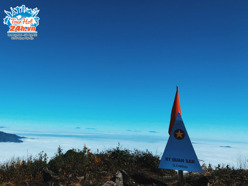 Ky Quan San Peak: The Roof of Cloud on the Lai Chau Border