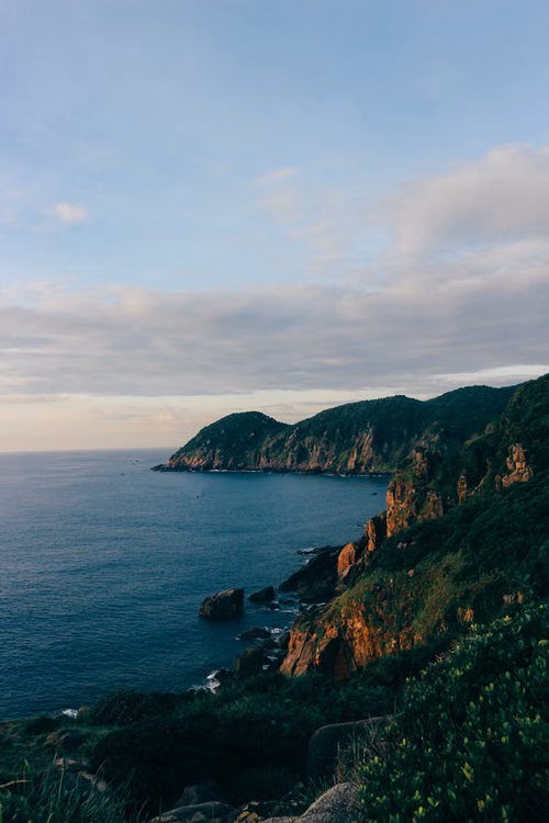 From the Sea Cliffs to the Coffee Highlands