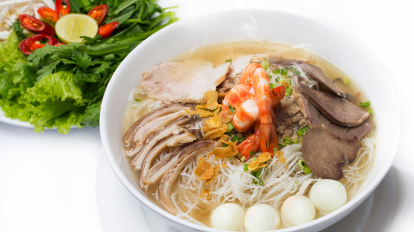Hu tieu Nam Vang — the Phnom Penh noodle soup Saigon made its own