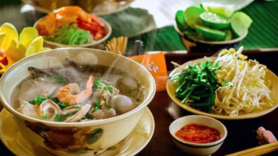 Hu Tieu Sa Dec vs My Tho: One Province, Two Noodle Schools