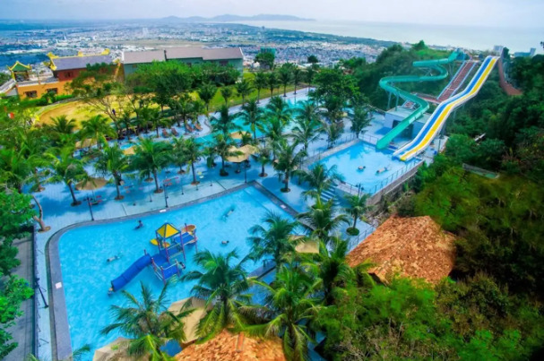 Ho May Park: The Mountaintop Playground Above Vung Tau