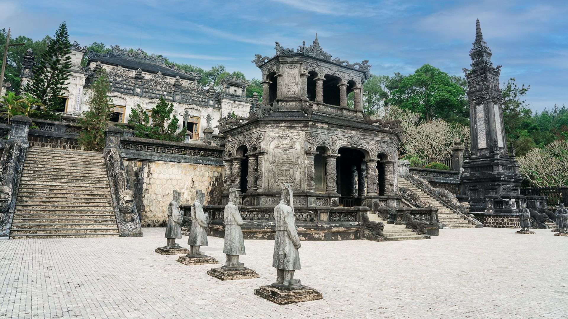 Khai Dinh Mausoleum: The Dynasty's Mosaic Farewell