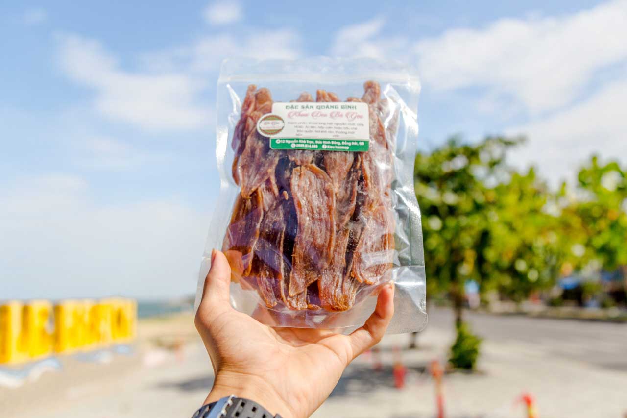 Khoai deo — the sun-chewed sweet potato that sweetens Quang Binh's memory