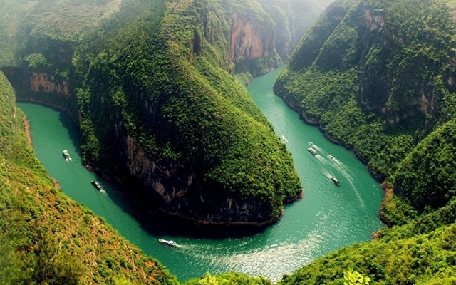Ma Pi Leng Pass and the Nho Que River