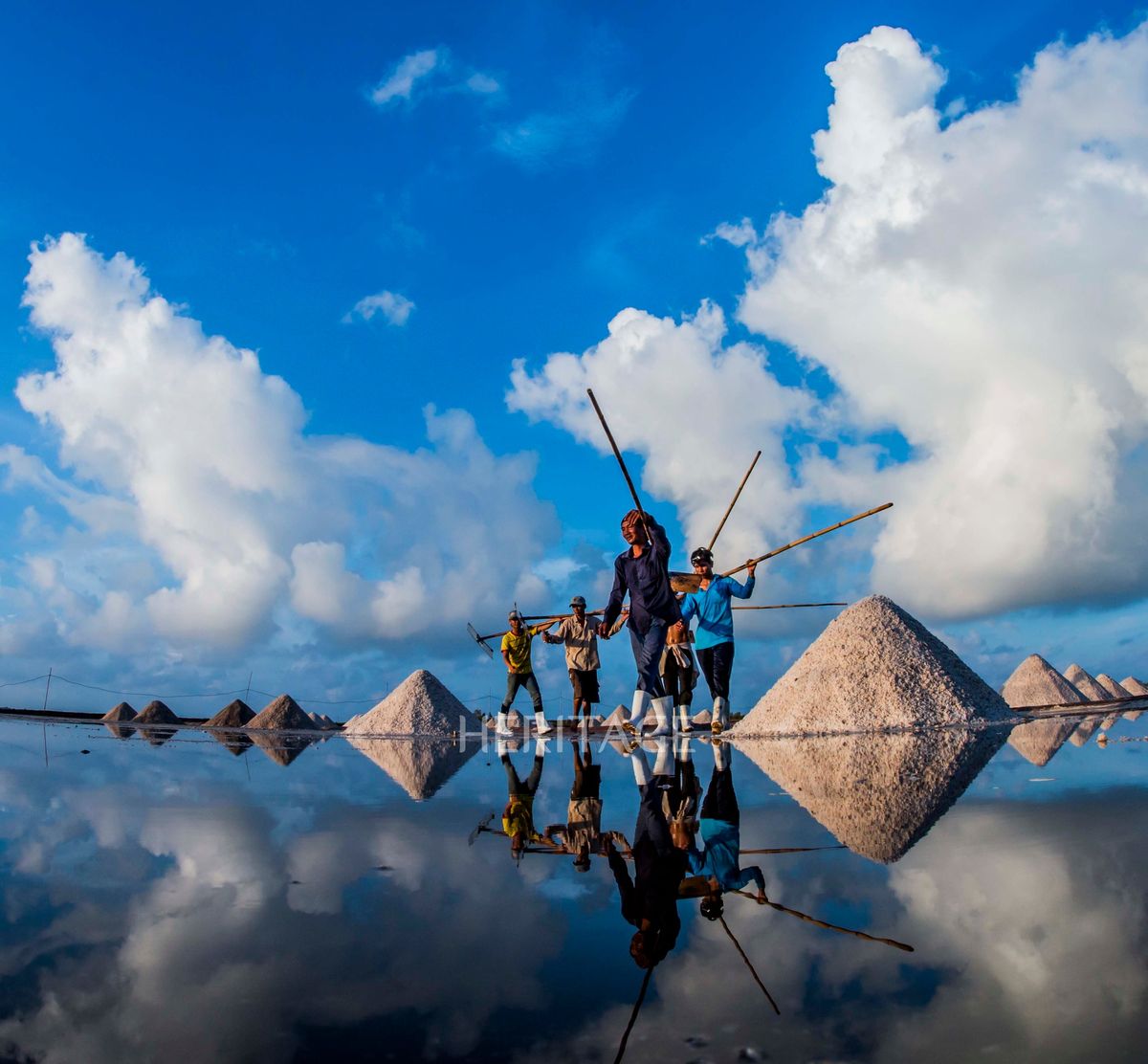 Bac Lieu Salt: The Field That Grows Crystals