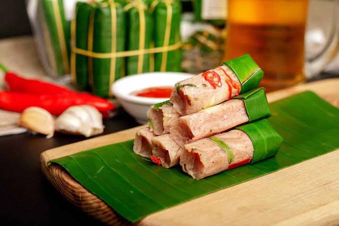 Nem Chua Thanh Hoa: The Fermented Pork Roll