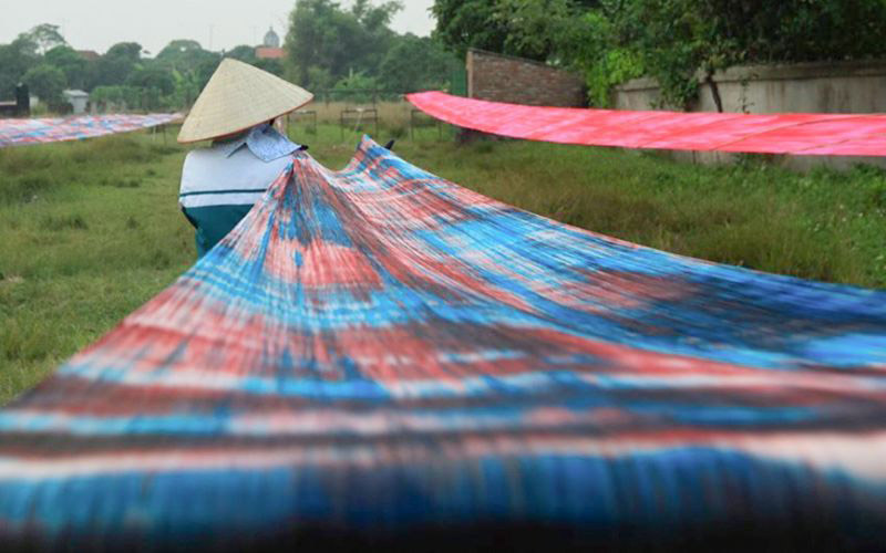 Nha Xa Silk: The Village Where Looms Outnumber Storefronts
