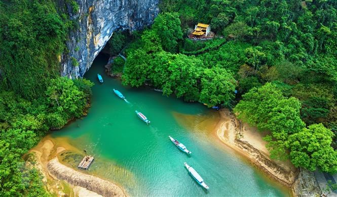 How deep do you want to go? Choosing your journey into Phong Nha - Ke Bang Cave