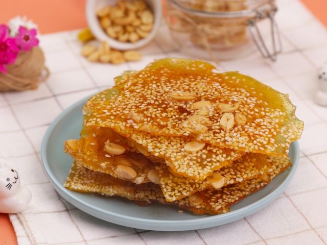 Quang Ngai Mirror Candy and Rock Sugar