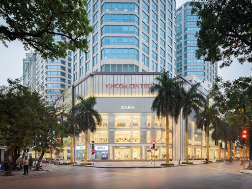 Shopping in Hanoi: 6 Places for Six Different Moods
