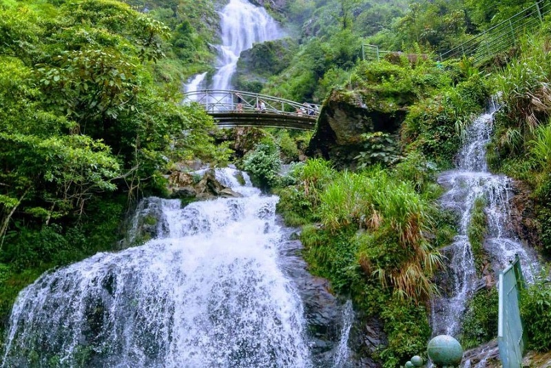 Thac Bac Waterfall: Sapa's Silver Curtain on the Pass Road