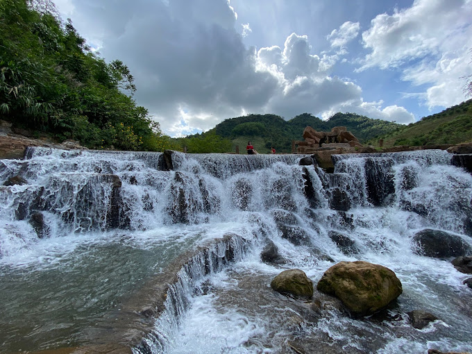 Dai Yem Waterfall: The Silk-Scarf Cascade of Moc Chau