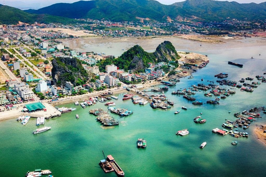 The Thai An Vineyards and the DT702 Coast Road