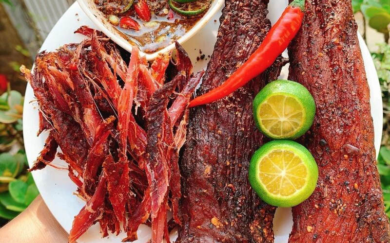 Smoked Buffalo as a Gift: A Bold Taste of the Highlands to Take Home
