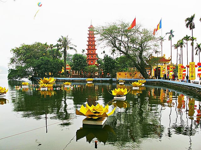 Tran Temple: Seal Night and the Glory of a Dynasty