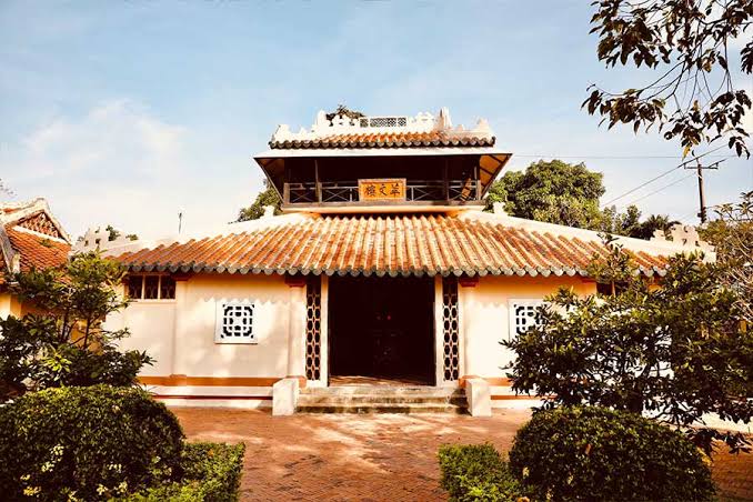 Van Thanh Mieu: The South's Temple of Letters in Vinh Long
