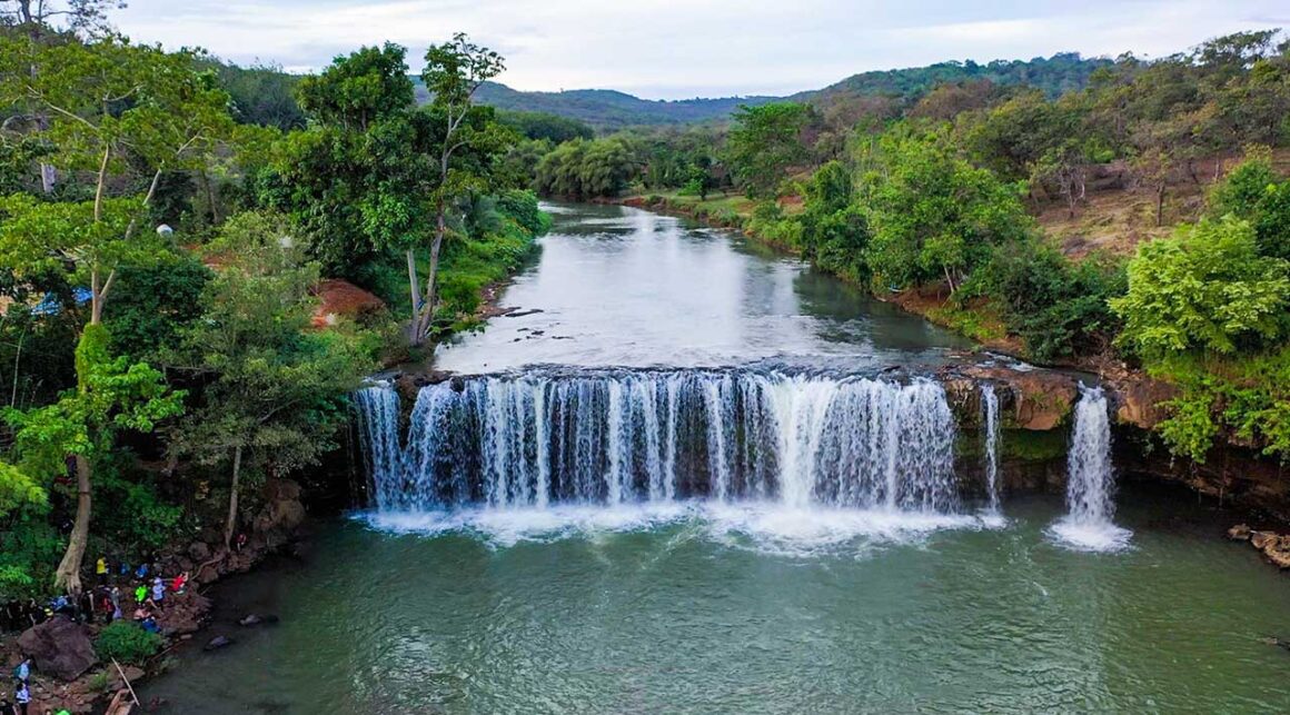 Bu Gia Map National Park: The Frontier Forest