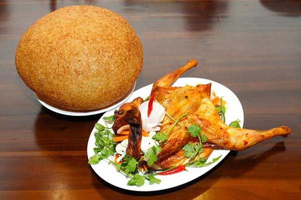 Xoi Chien Phong: The Golden Balloon of Bien Hoa